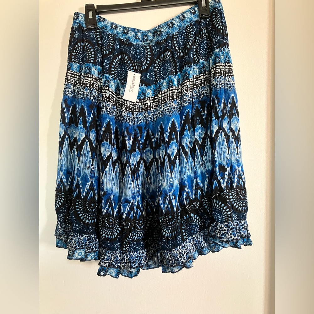 NWT Dress barn Skirt
